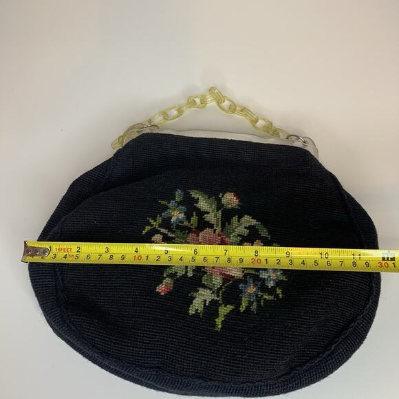 Vtg Needlepoint Purse Handbag Floral Tapestry Acrylic Lucite Close Chain 1950s - Picture 12 of 13